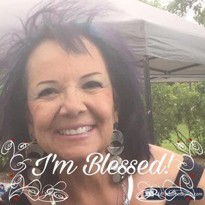 Meet your Posher, Christine